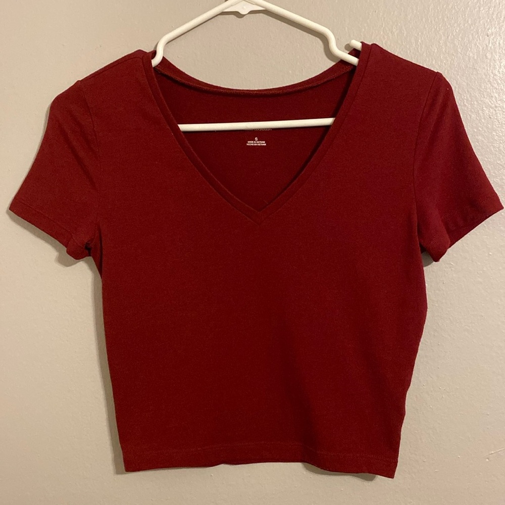 Plain Maroon V-Neck Cropped Tee (S)